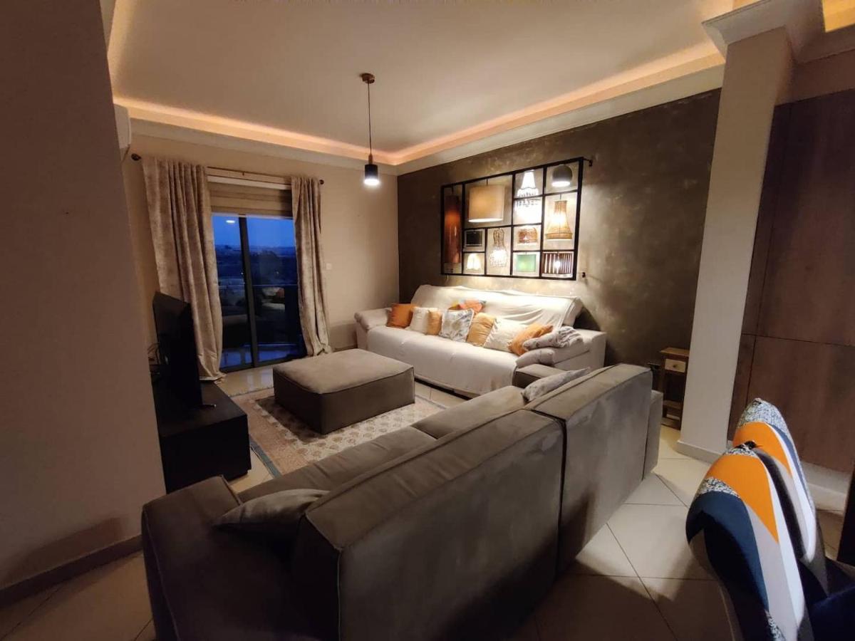 Cosy Designer Finished Apartment With Unobstructed Views Сент-Полс-Бей Экстерьер фото
